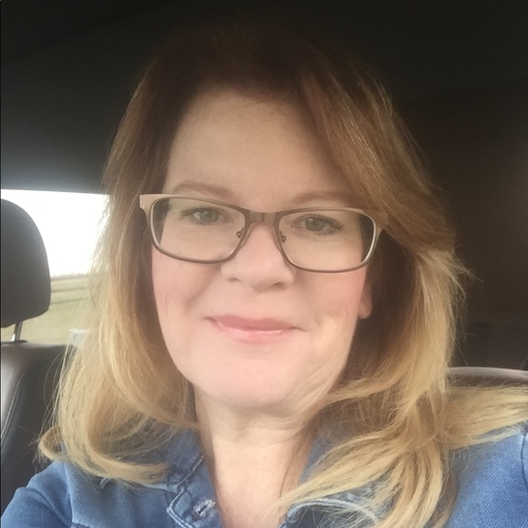 Meet your Posher, Sherryl - Picture 1 of 1